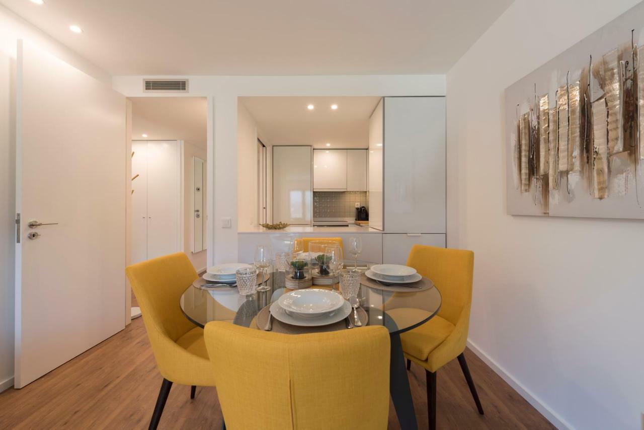 Lovelystay - Downtown Balcony Apartment With Free Parking بورتو المظهر الخارجي الصورة
