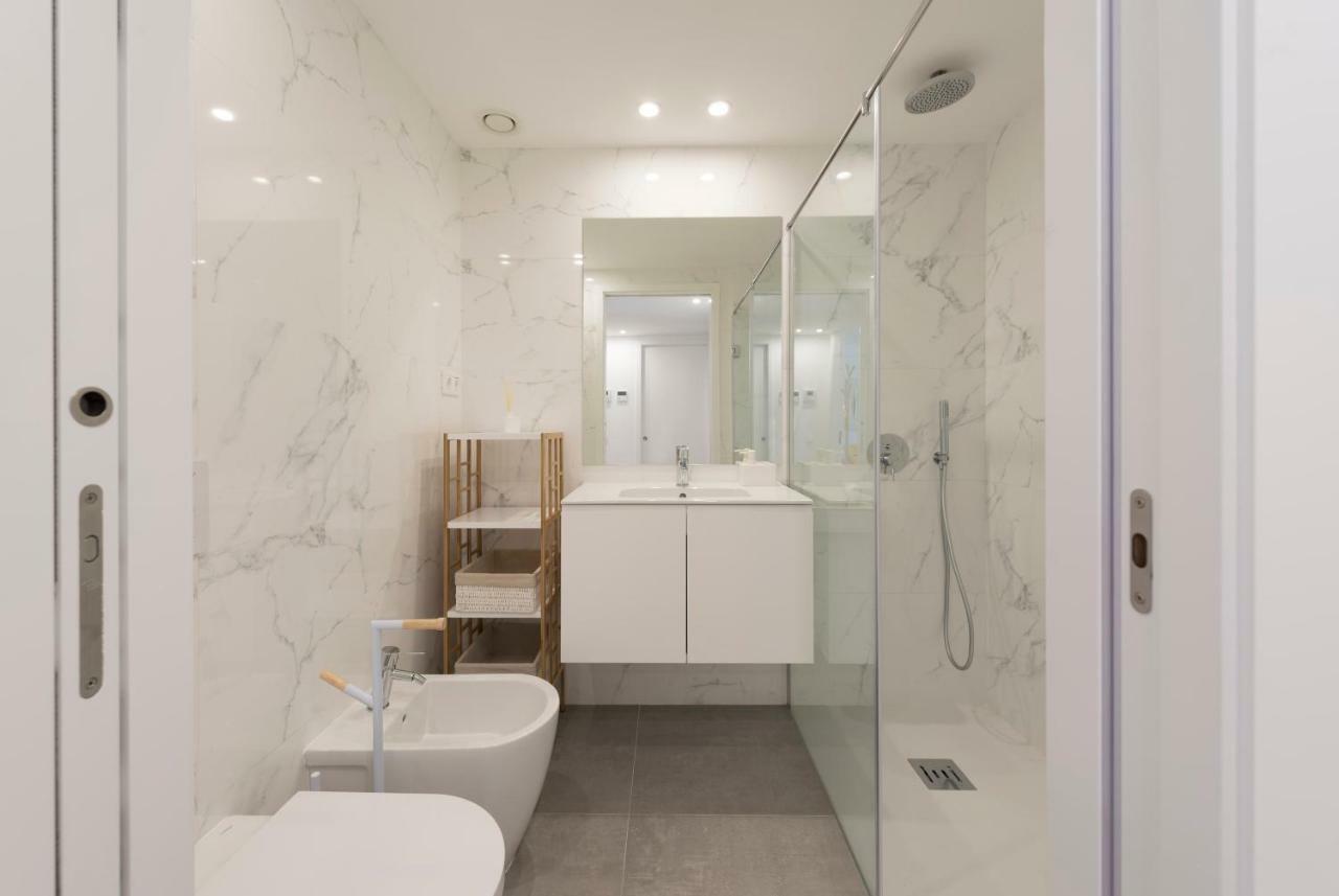 Lovelystay - Downtown Balcony Apartment With Free Parking بورتو المظهر الخارجي الصورة