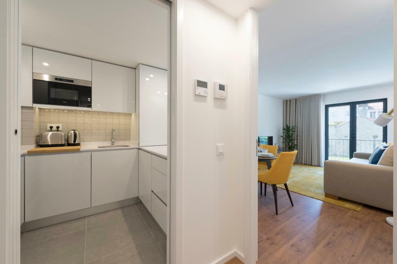 Lovelystay - Downtown Balcony Apartment With Free Parking بورتو المظهر الخارجي الصورة
